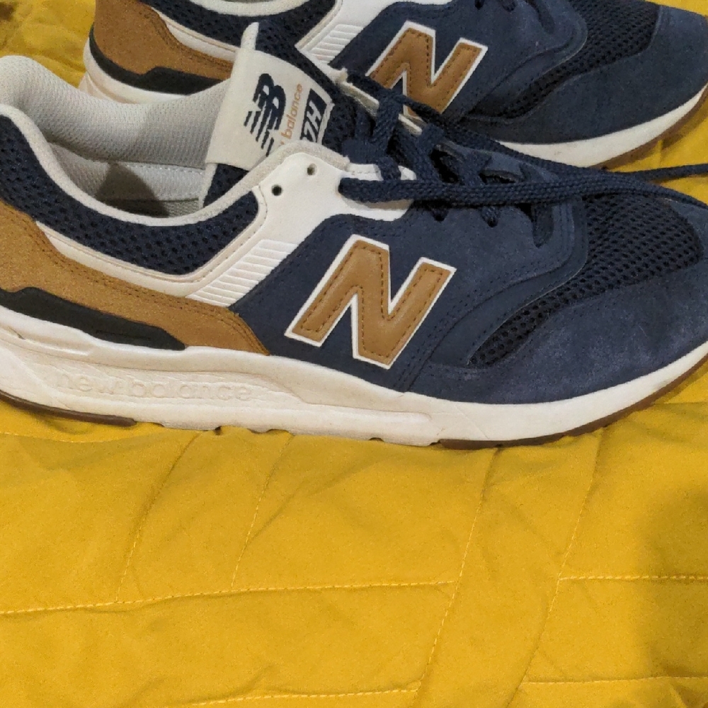 New Balance Men's Navy and Tan Sneakers